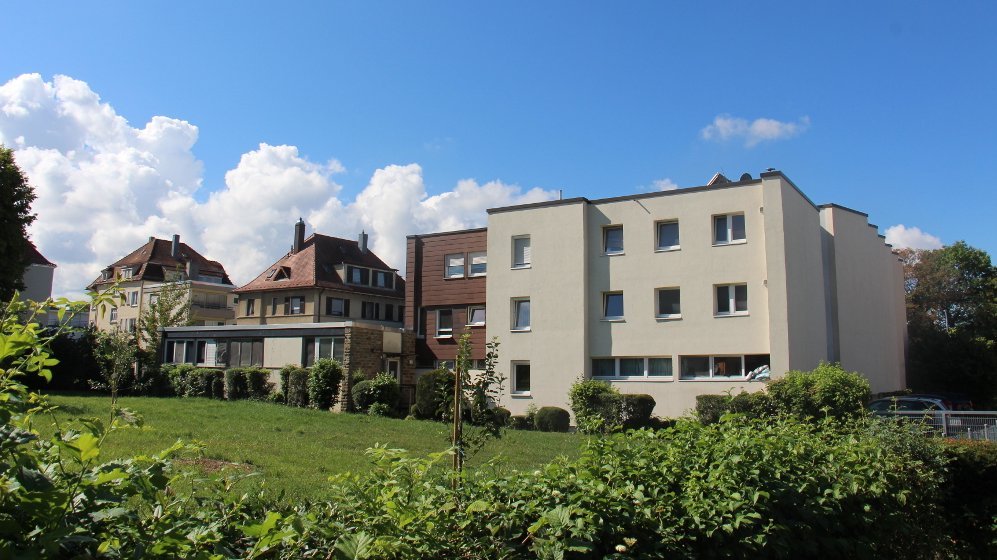 Wohnheim am Heilbrunnen mit großem Garten